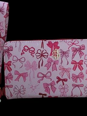 Simply Southern Pink Bow Print Wristlet Bag